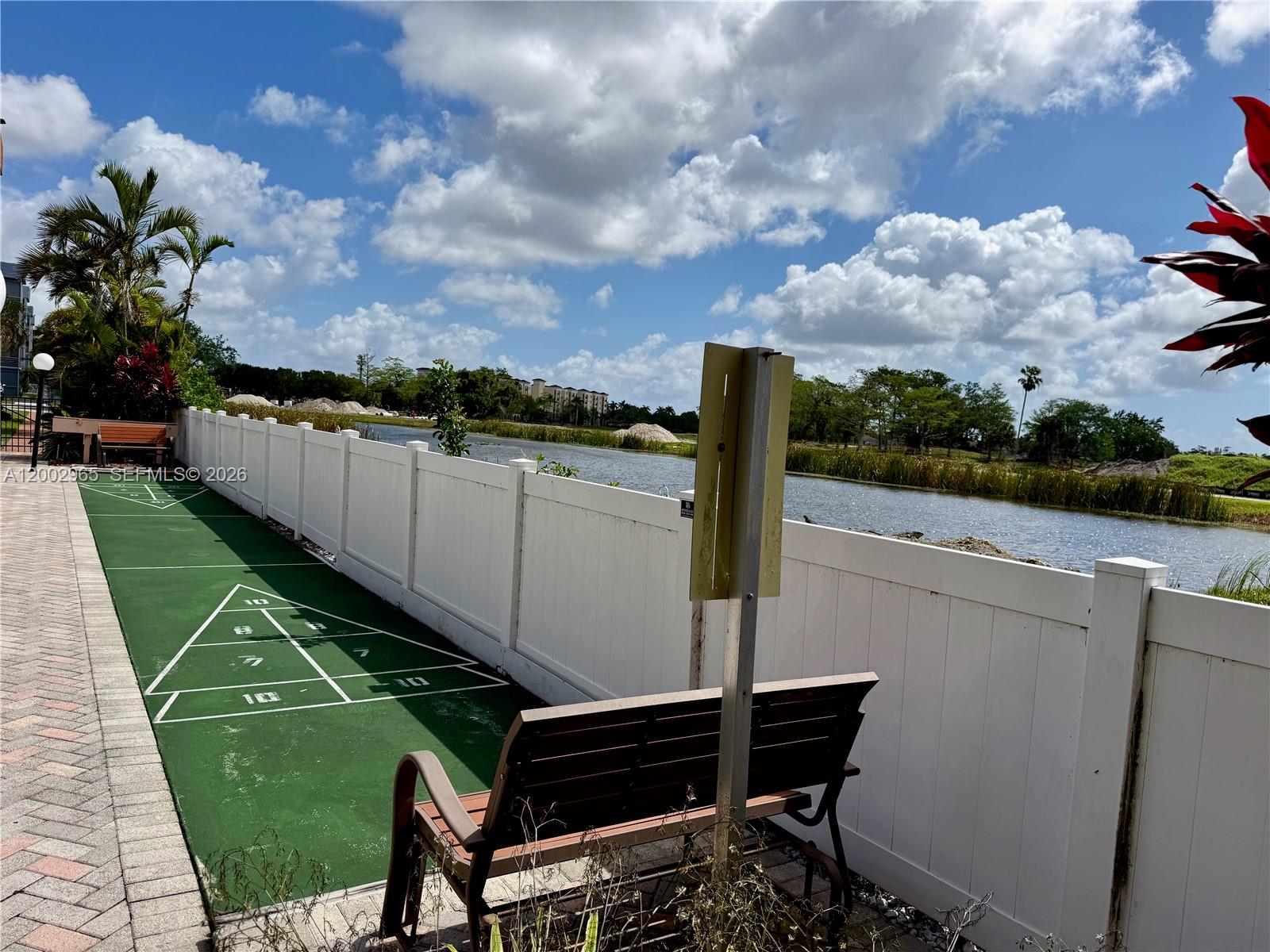 QUAIL RUN OF SUNRISE - Residential