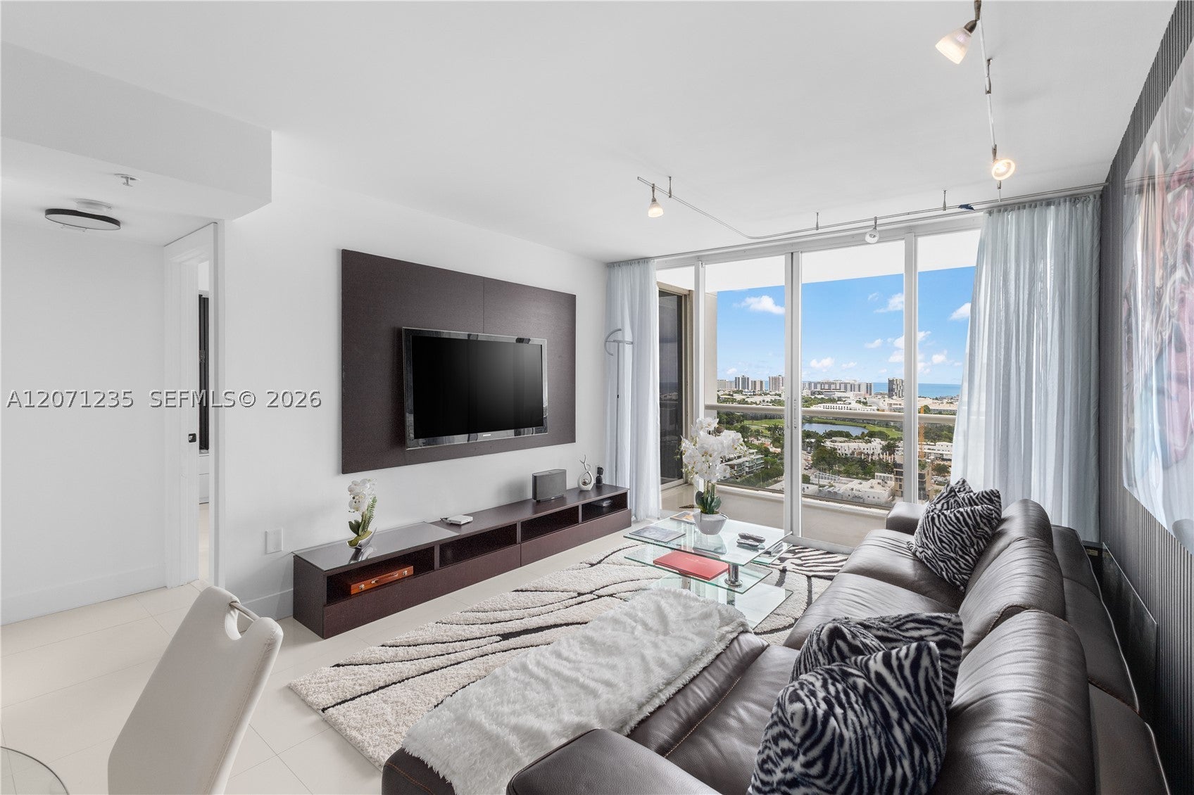 1800 Sunset Harbour Dr 2409