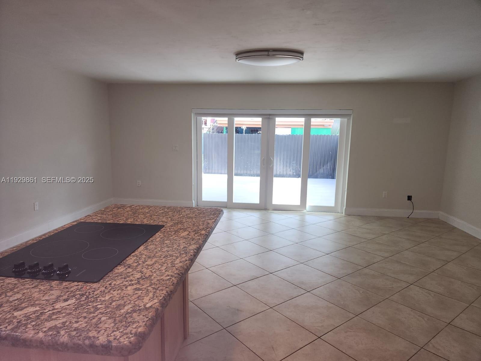 PALM SPRINGS VILLAS 3RD A - Residential Lease