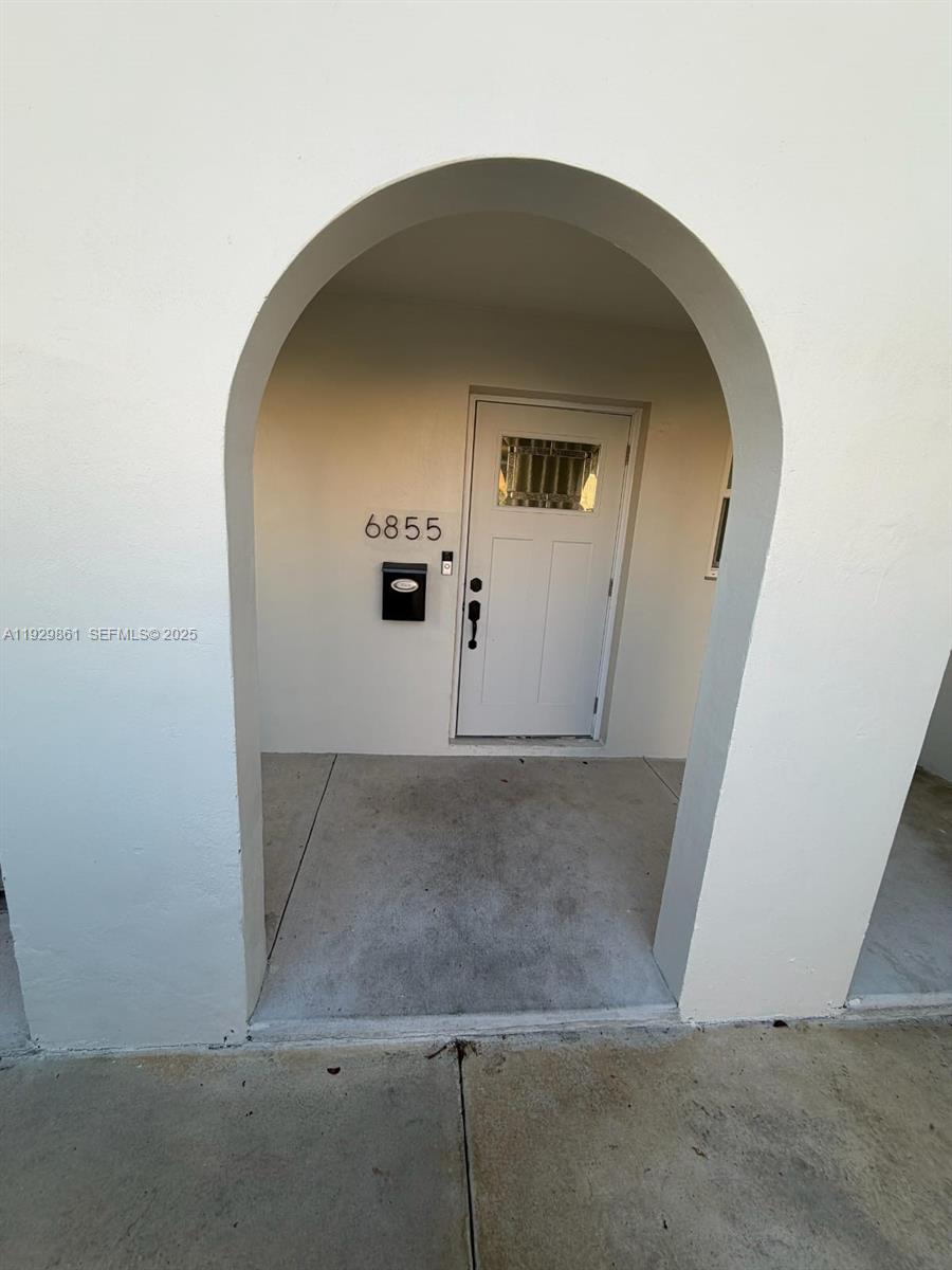 PALM SPRINGS VILLAS 3RD A - Residential Lease