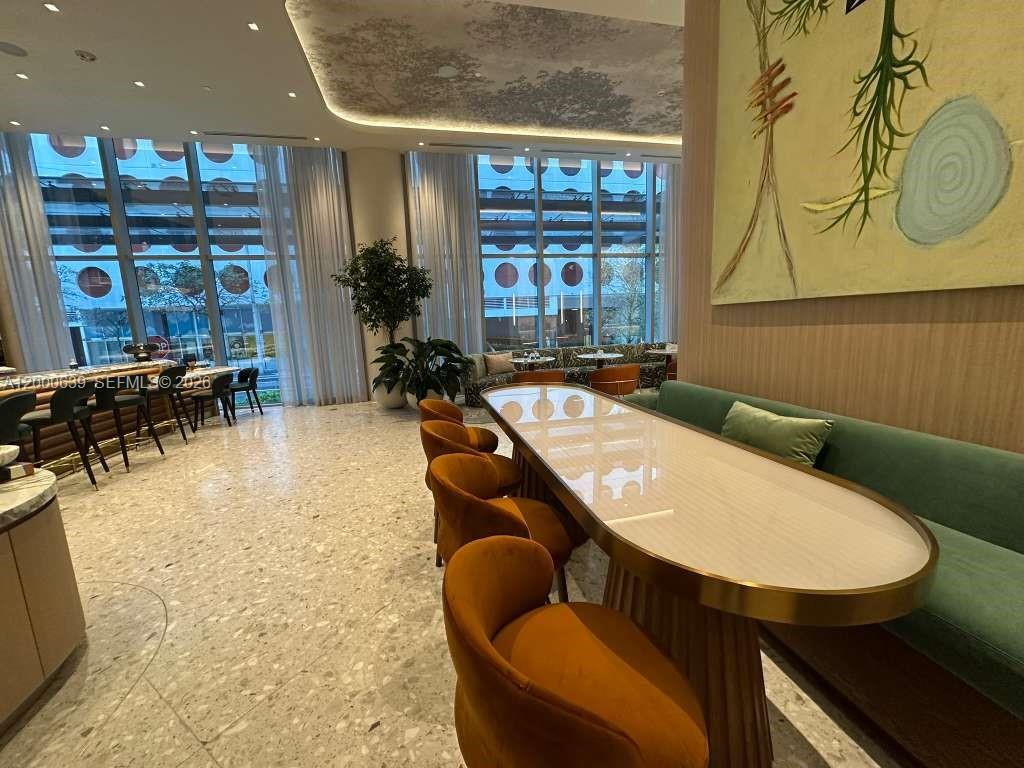 Viceroy Residence - Residential Lease