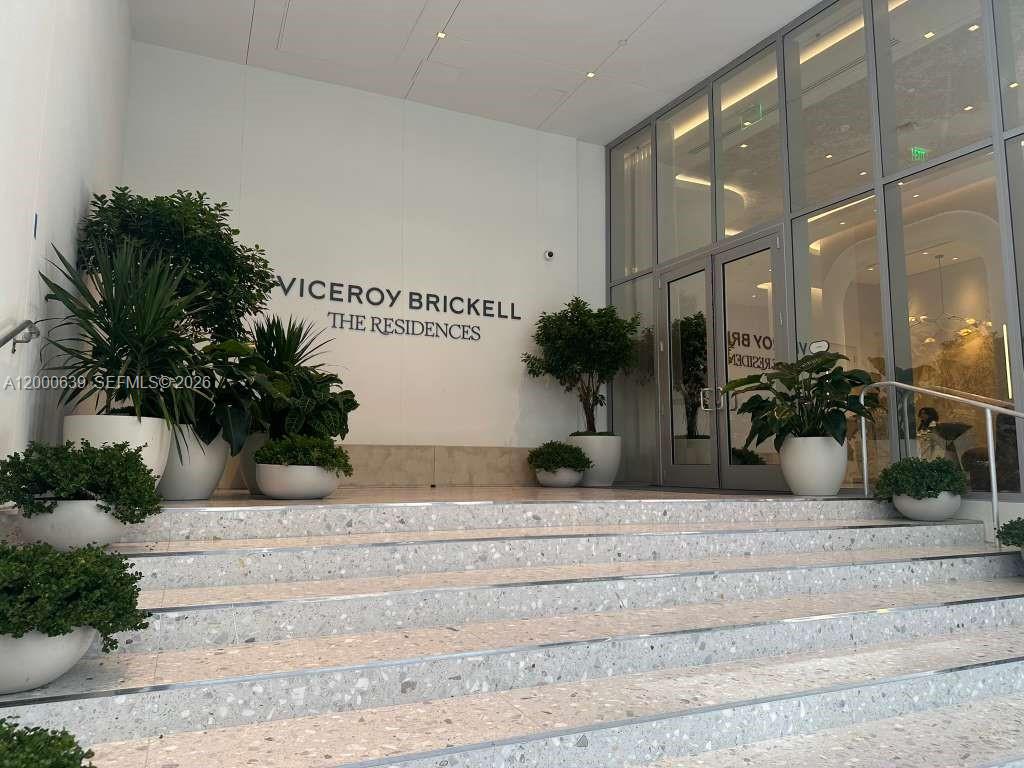 Viceroy Residence - Residential Lease