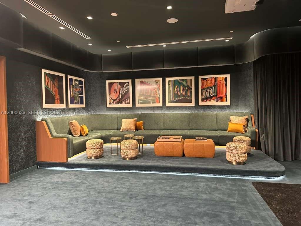 Viceroy Residence - Residential Lease