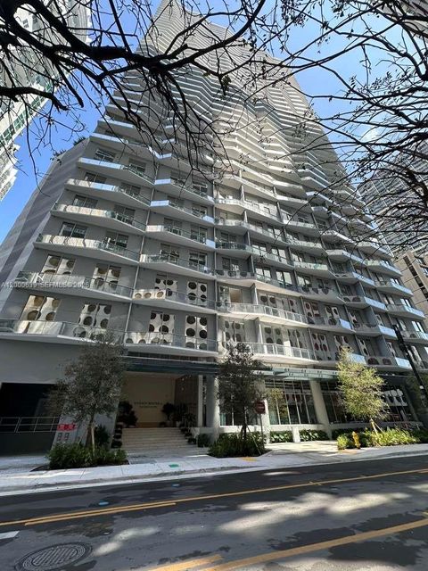 77 SE 5th Street 1812 Miami FL 33131