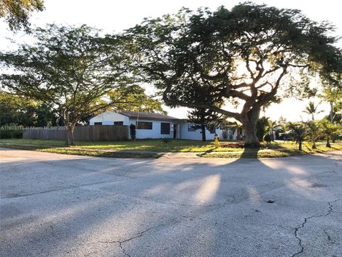 1998 NE 180th St North Miami Beach FL 33162
