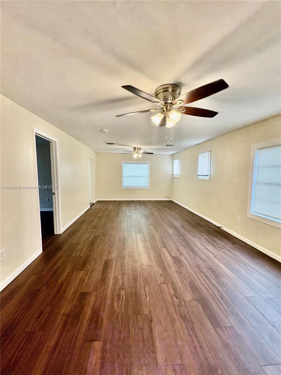 NORTH PALM BCH 4 - Residential Lease