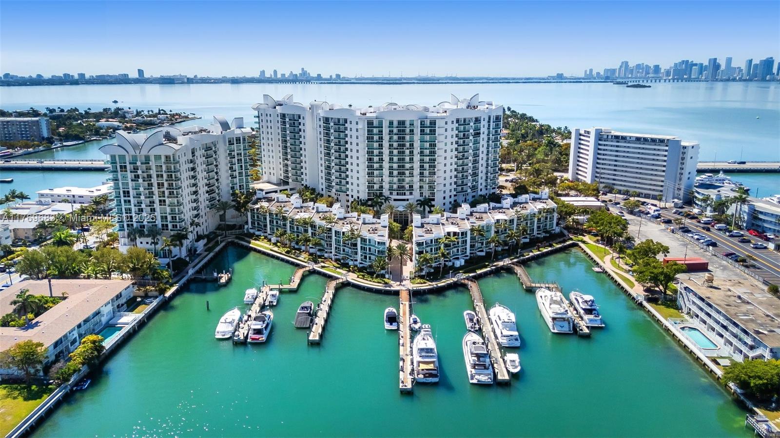 360 CONDO B - Residential