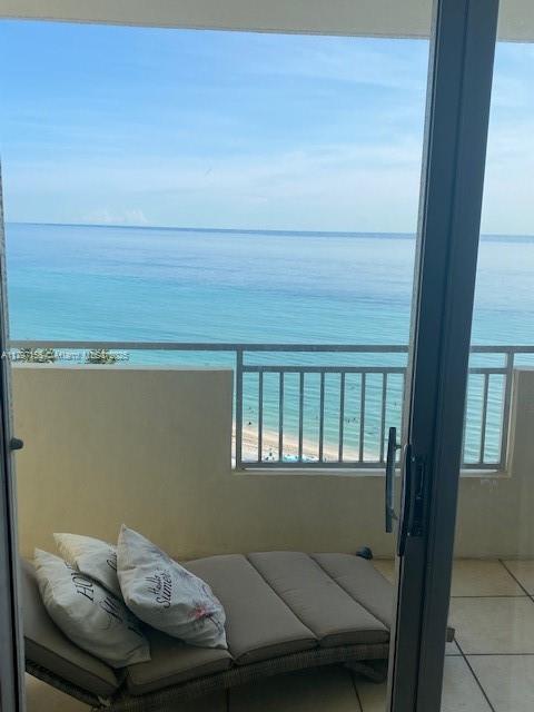 3180 S Ocean Dr 1204