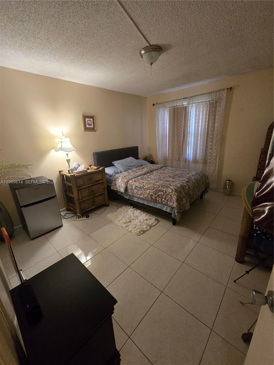 NEW HAMPTON AT CENTURY VI - Residential Lease