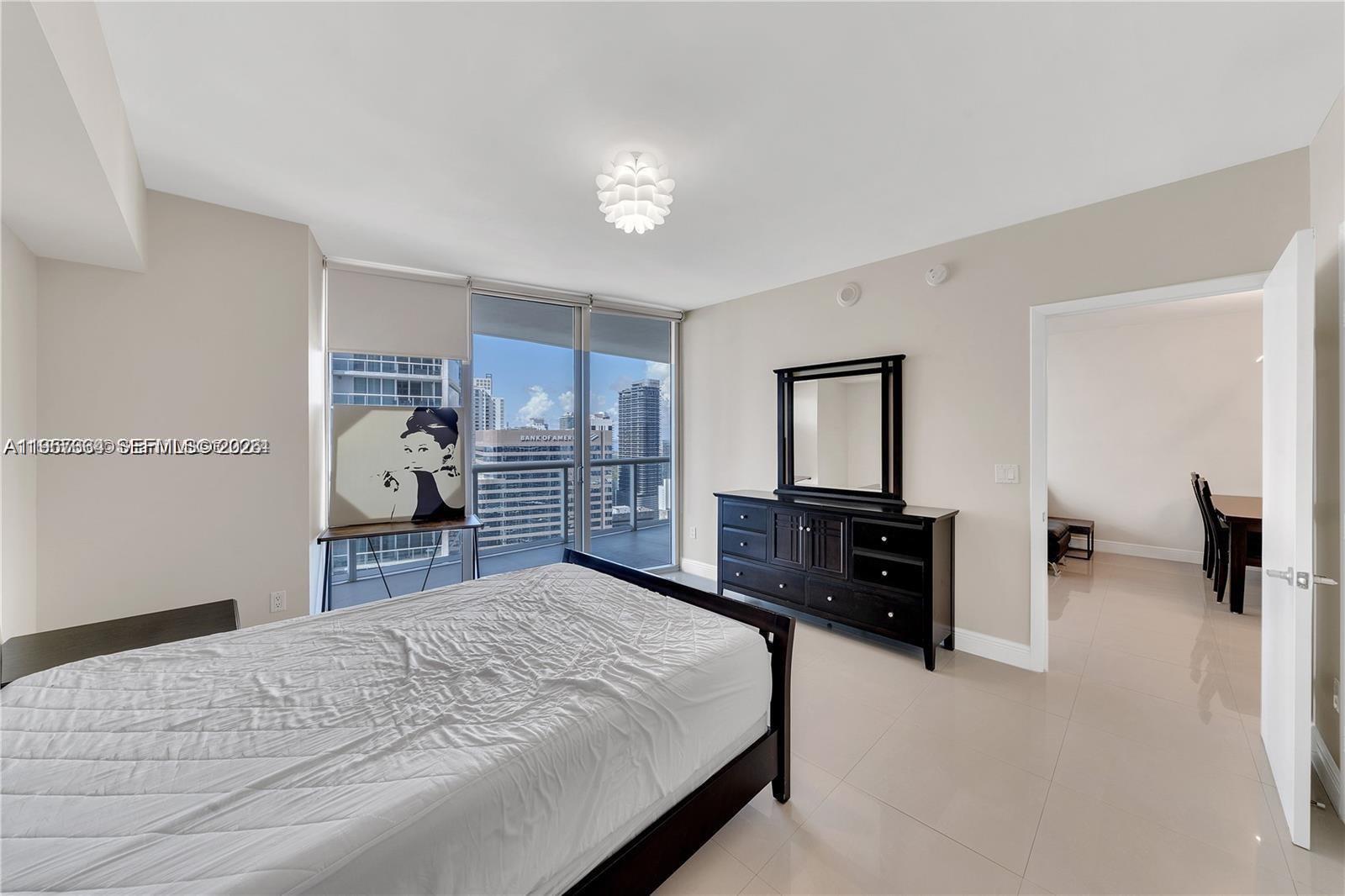 ICONBRICKELL CONDO NO 1 - Residential Lease