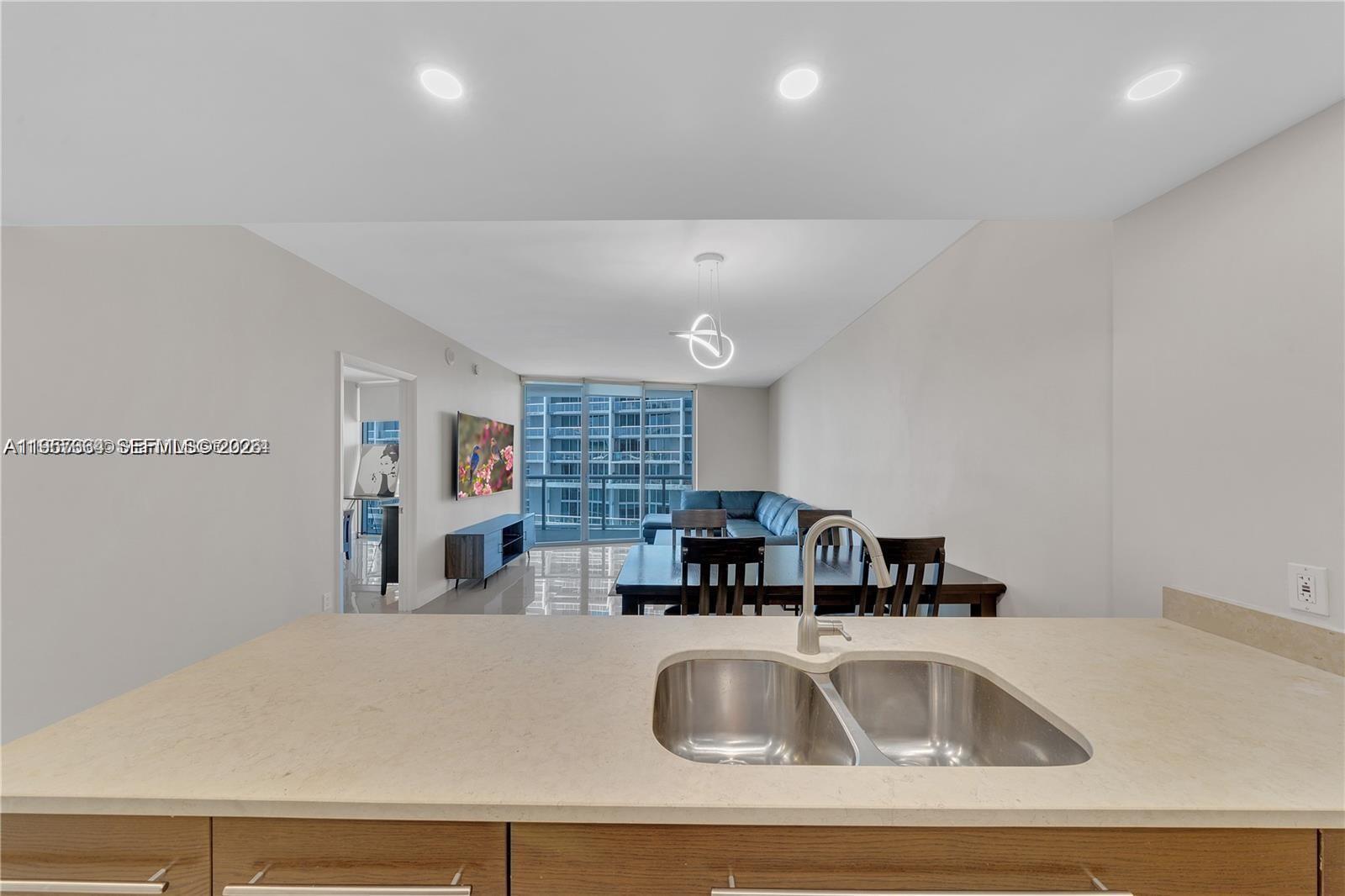 ICONBRICKELL CONDO NO 1 - Residential Lease