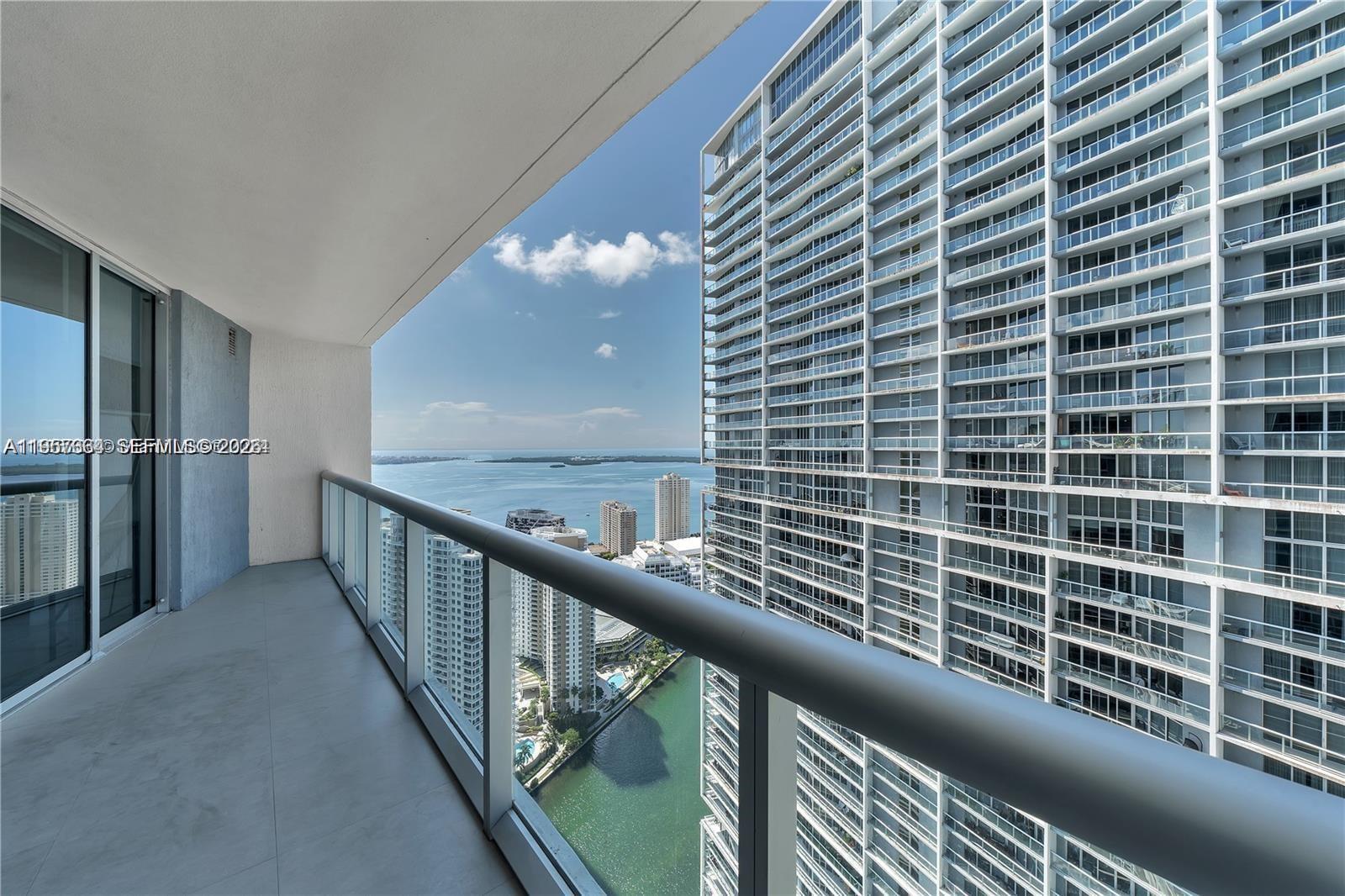 ICONBRICKELL CONDO NO 1 - Residential Lease