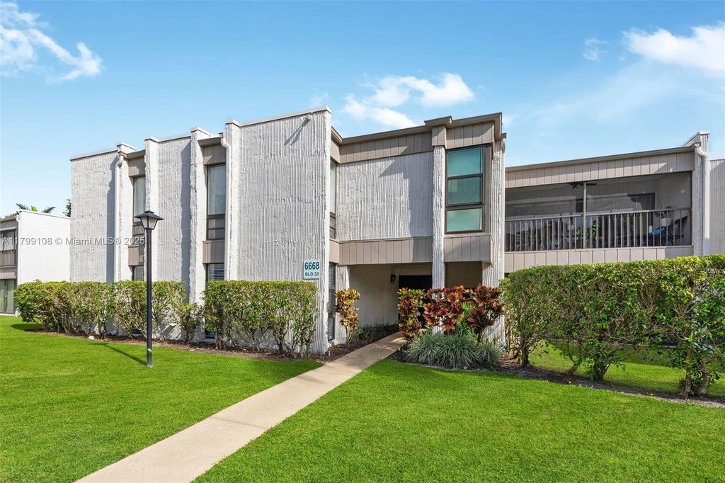 Photo of 6668 Burning Wood Dr #166, Boca Raton, FL 33433 (MLS # A11799108)