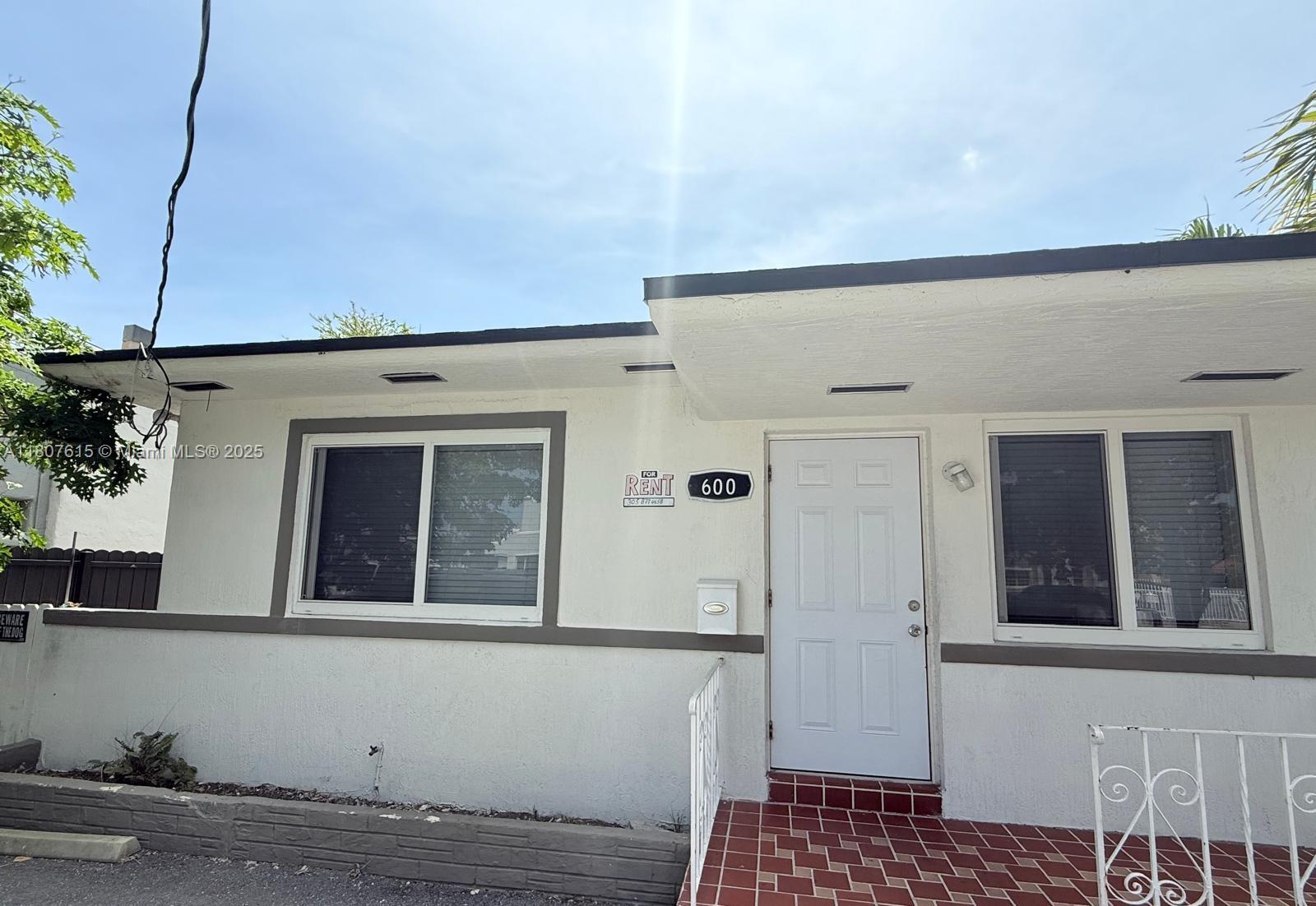 600 Nw 23rd Pl 600, Miami, Broward County, Florida - 1 Bedrooms  
1 Bathrooms - 