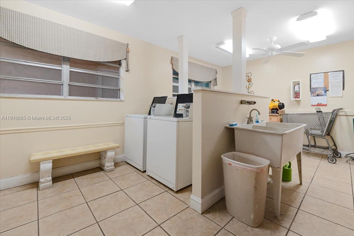 CRYSTAL LAKE CONDO 4100 - Residential