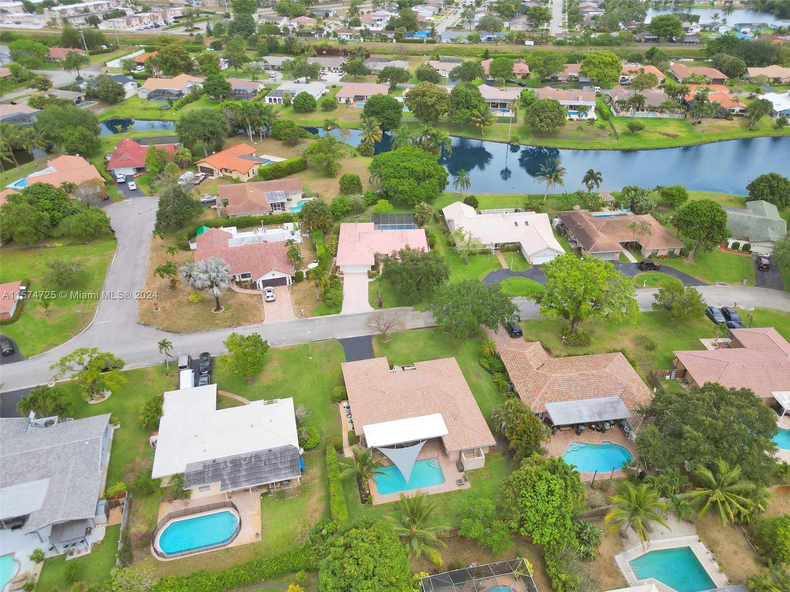 RAMBLEWOOD SOUTH - Residential