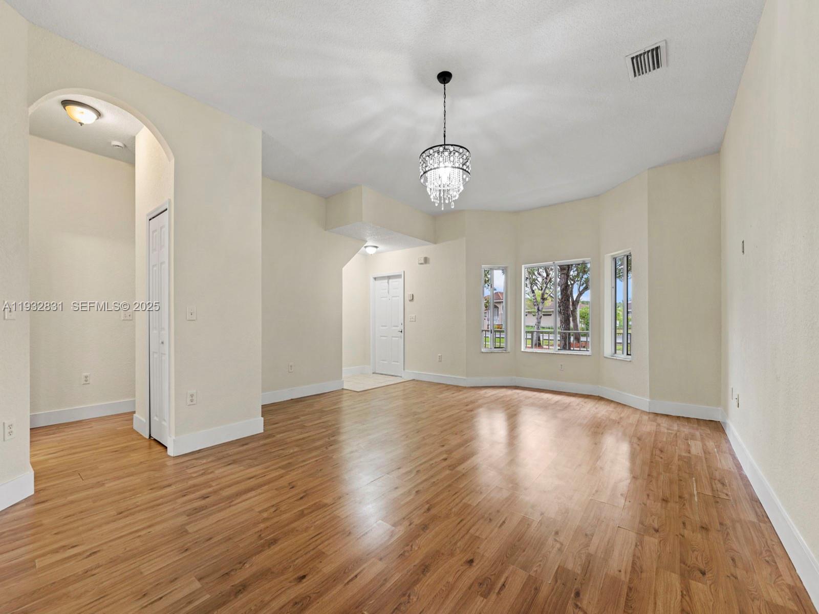 TOWNGATE NORTH - Residential