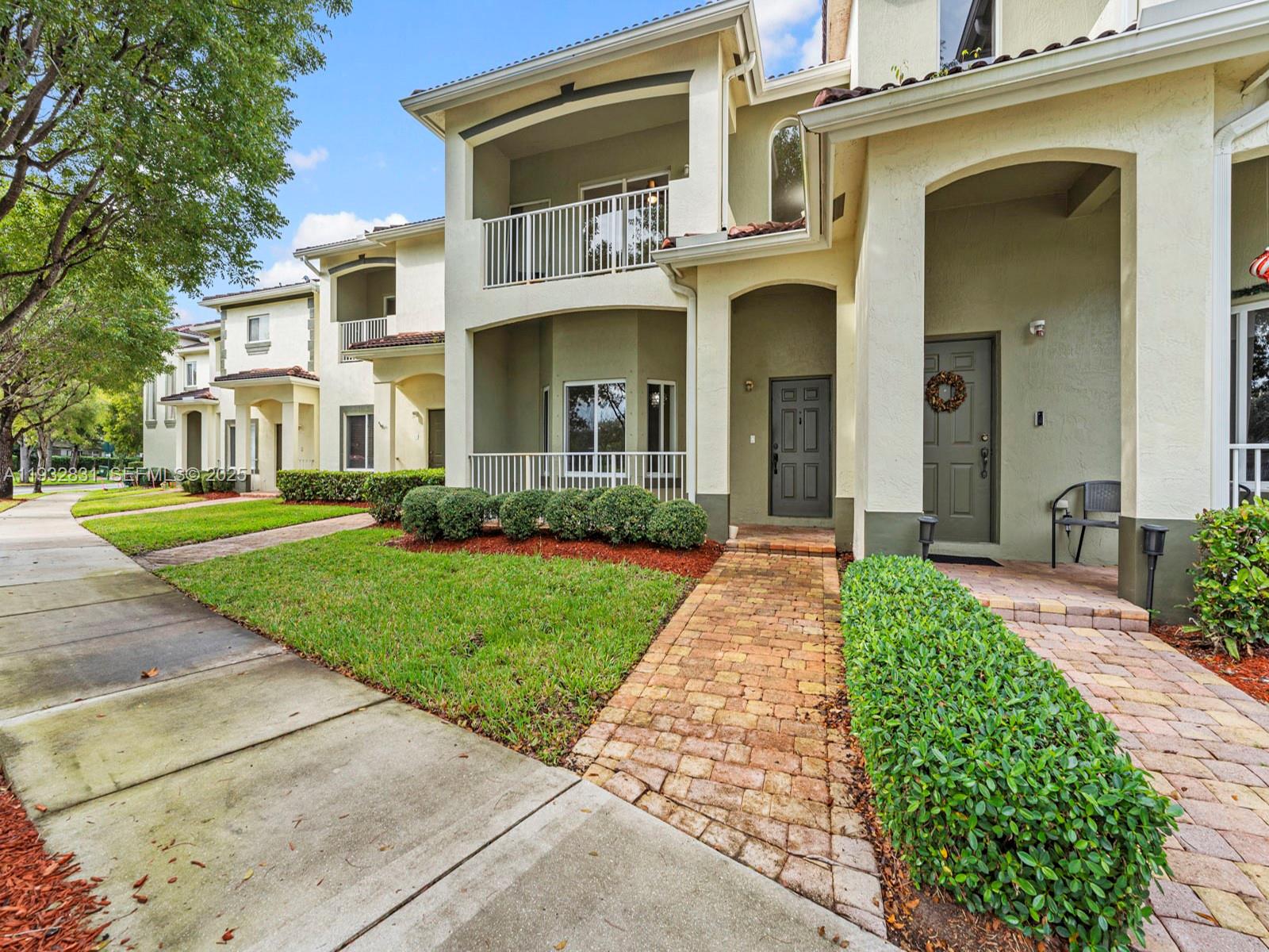 TOWNGATE NORTH - Residential