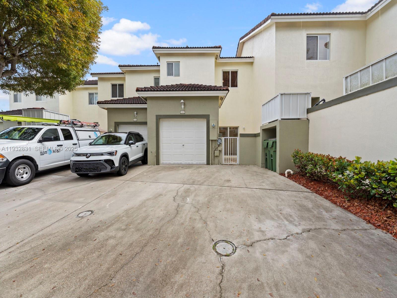 TOWNGATE NORTH - Residential