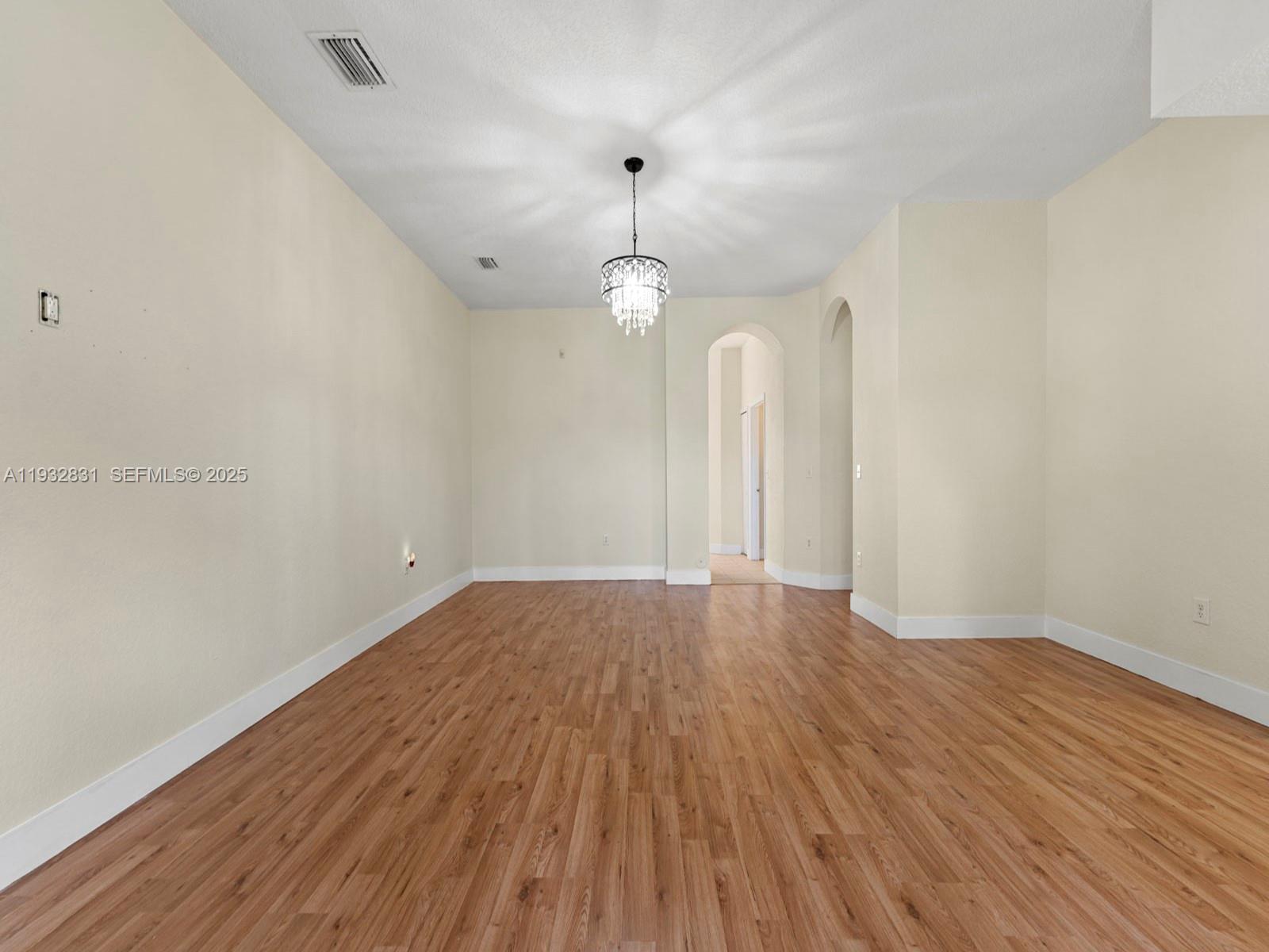 TOWNGATE NORTH - Residential