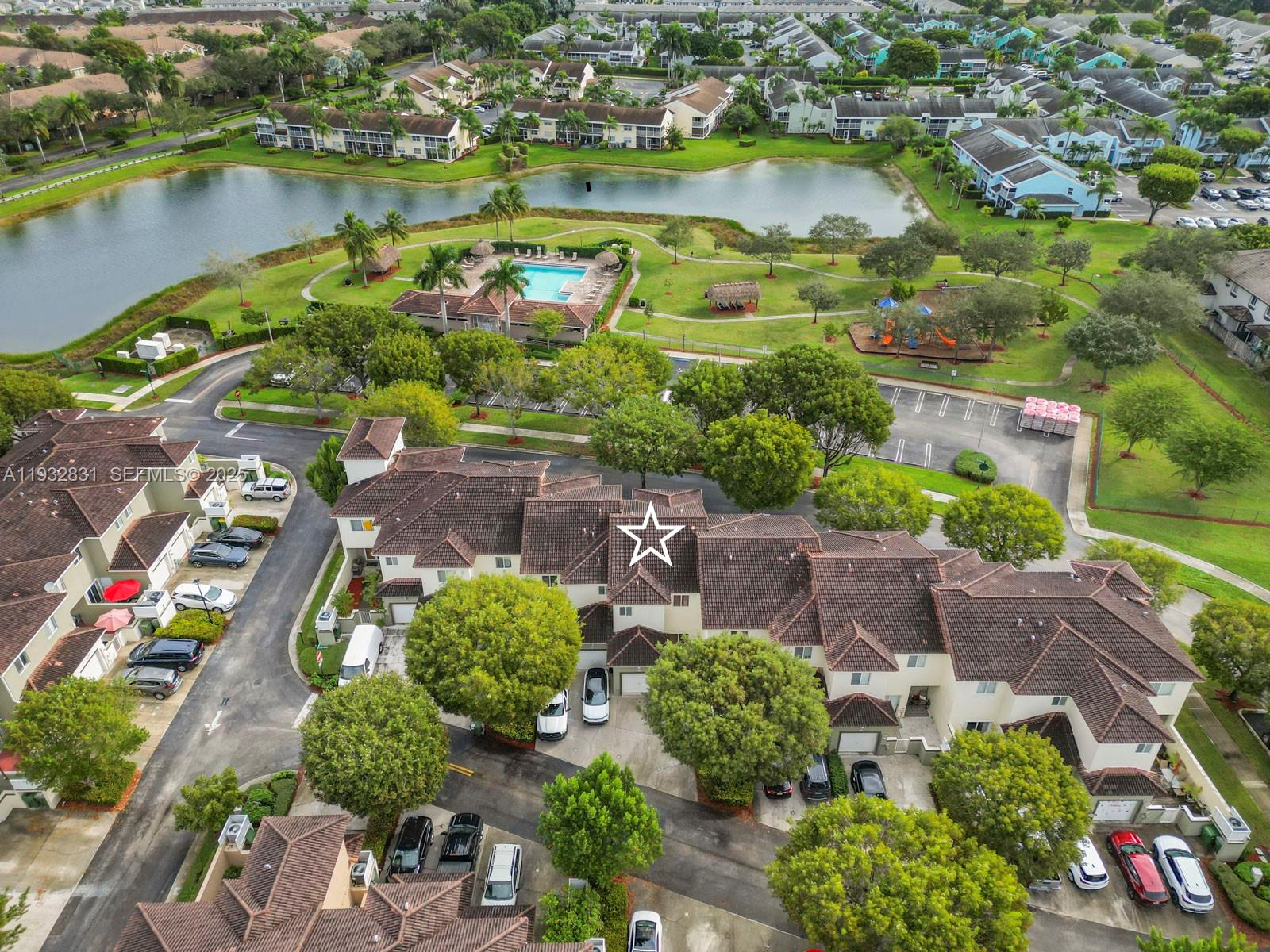 TOWNGATE NORTH - Residential