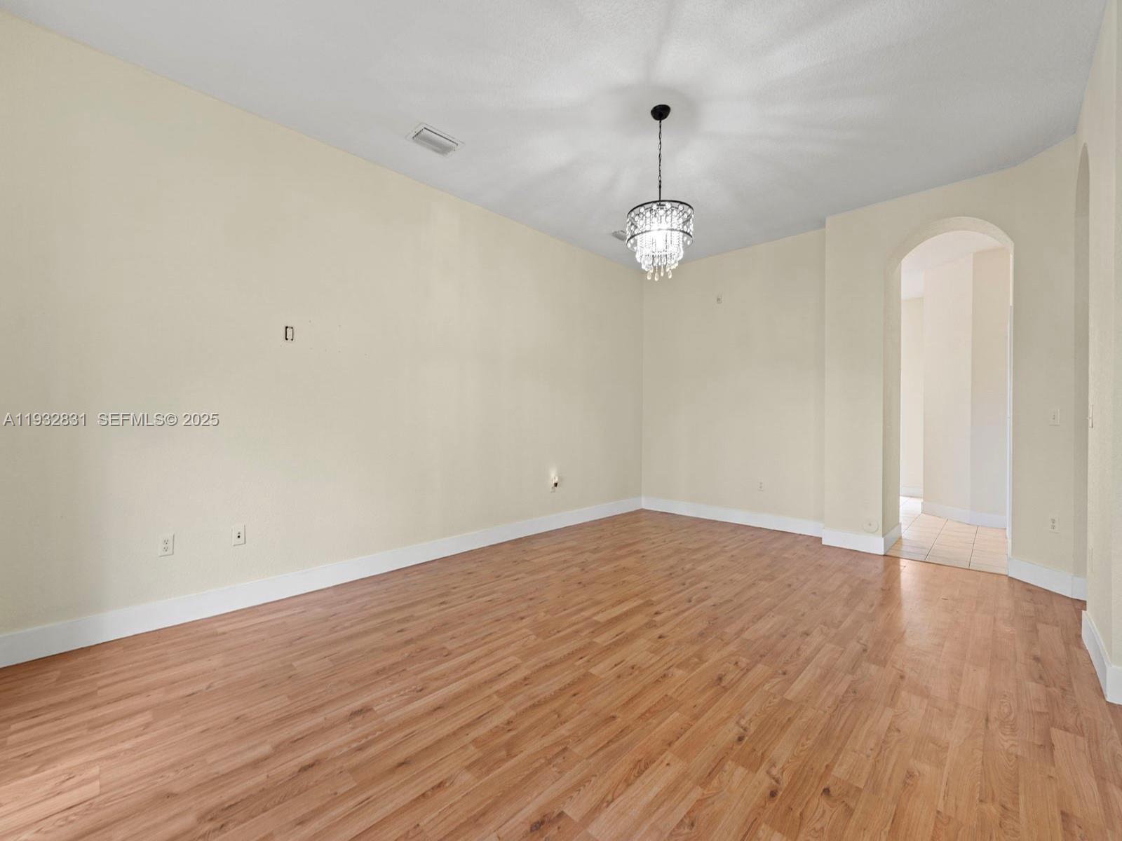 TOWNGATE NORTH - Residential