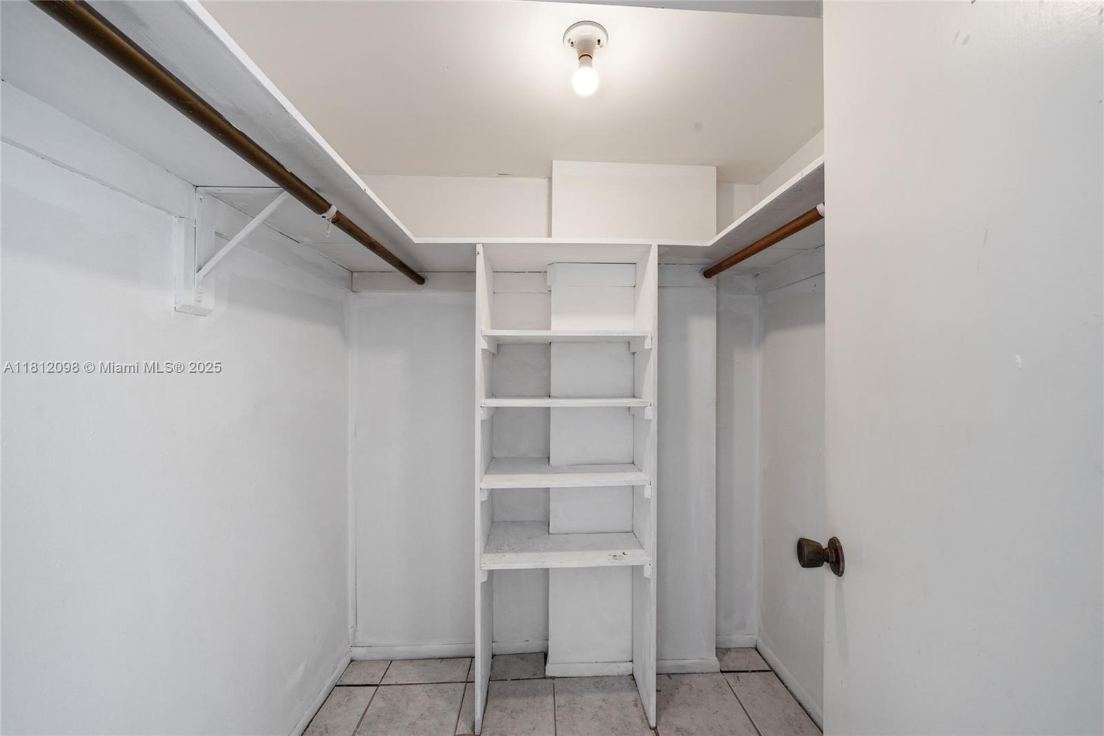 THREE HORIZONS EAST CONDO - Residential