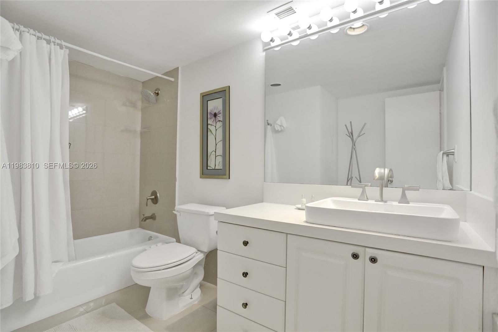 19390 Collins Ave 1114