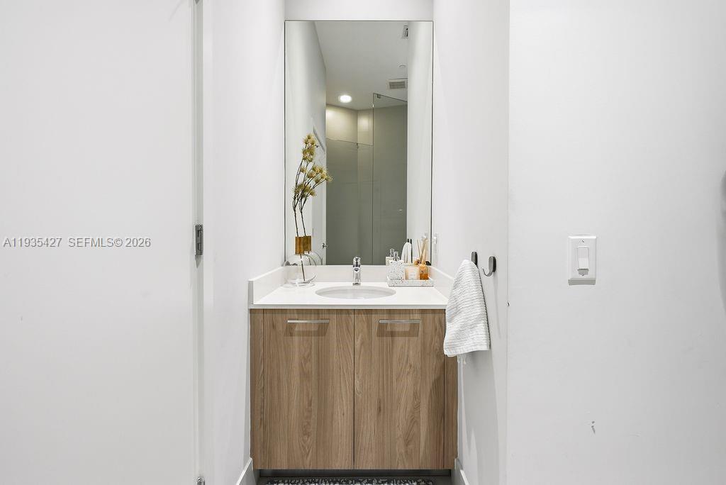 PARAISO BAYVIEWS CONDO - Residential