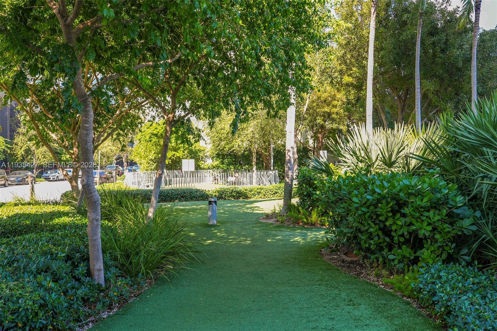 PARAISO BAYVIEWS CONDO - Residential