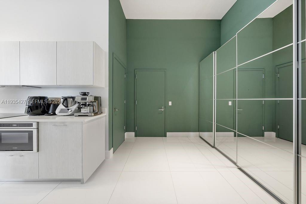 PARAISO BAYVIEWS CONDO - Residential