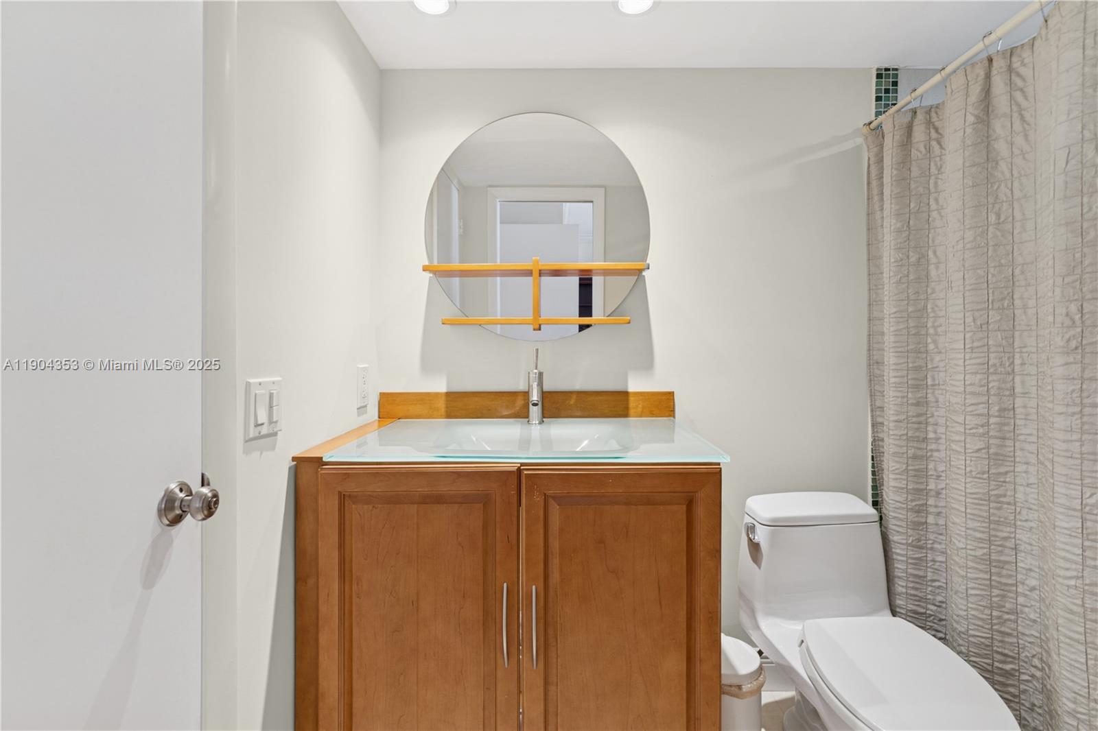 HILLSBORO ISLAND HOUSE - Residential Lease