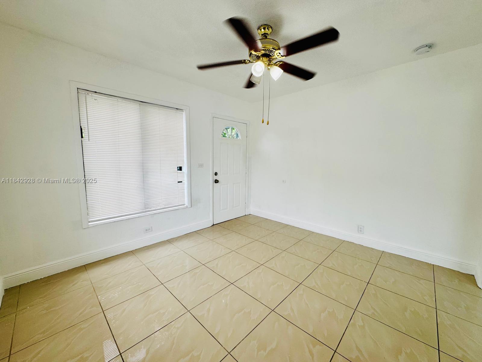 1060 NW 116th St 1
