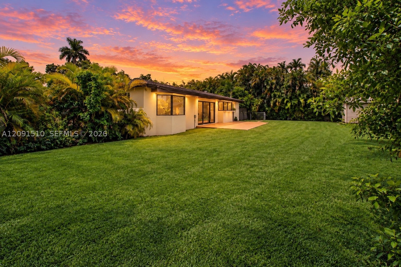 10221 SW 109th St, Miami, FL, 33176/$915,000 2 10221 SW 109th St