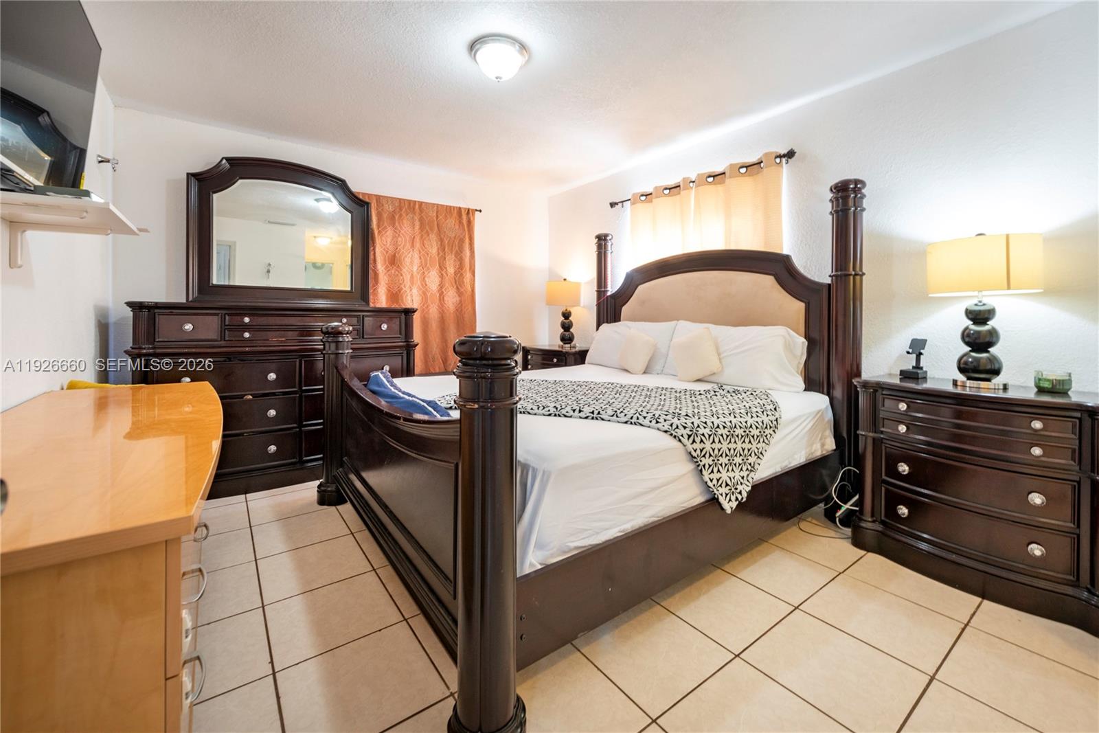 SUNRISE GOLF VILLAGE SEC - Residential