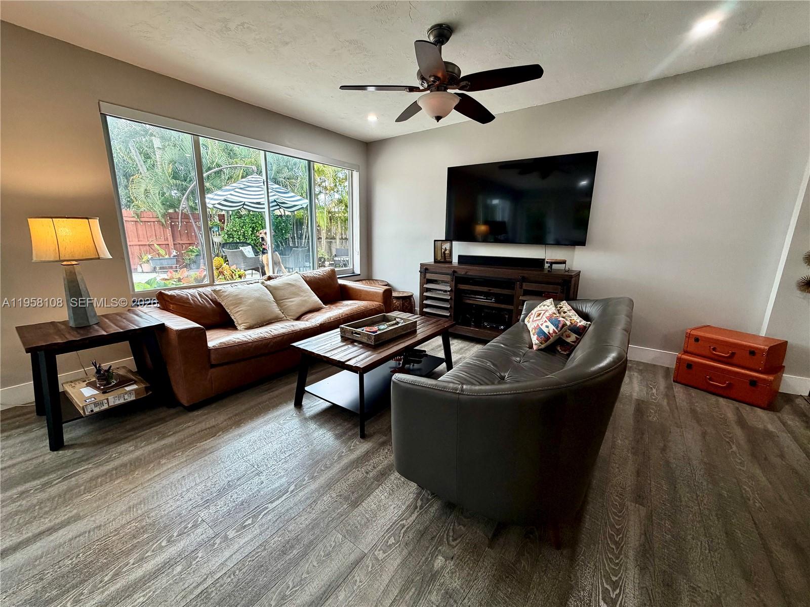 LAKE FOREST SEC 4 - Residential Lease