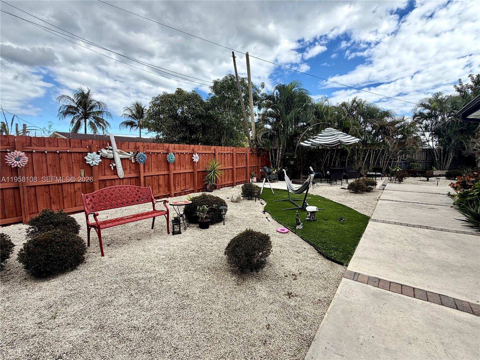 LAKE FOREST SEC 4 - Residential Lease