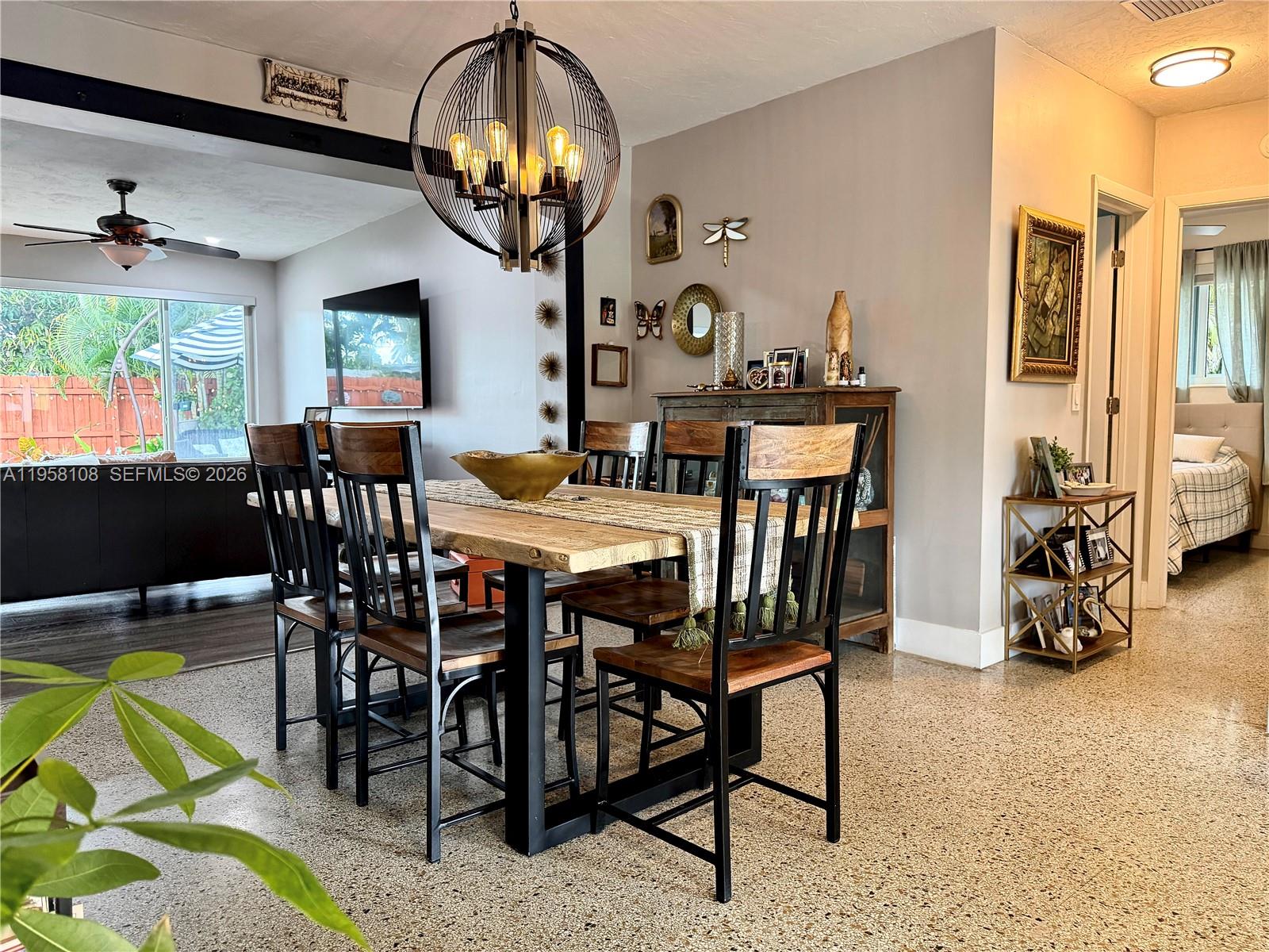 LAKE FOREST SEC 4 - Residential Lease