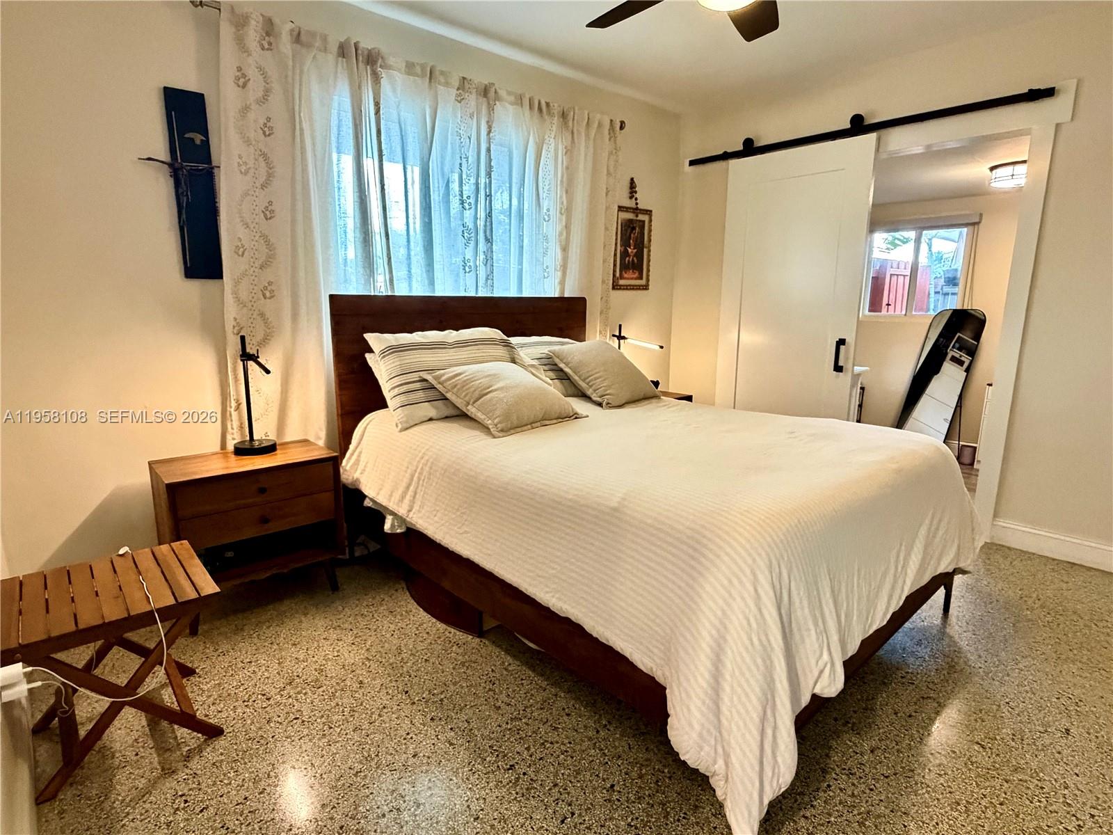 LAKE FOREST SEC 4 - Residential Lease