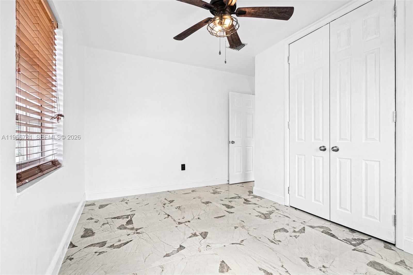 GOLDEN HIGHLANDS EST - Residential