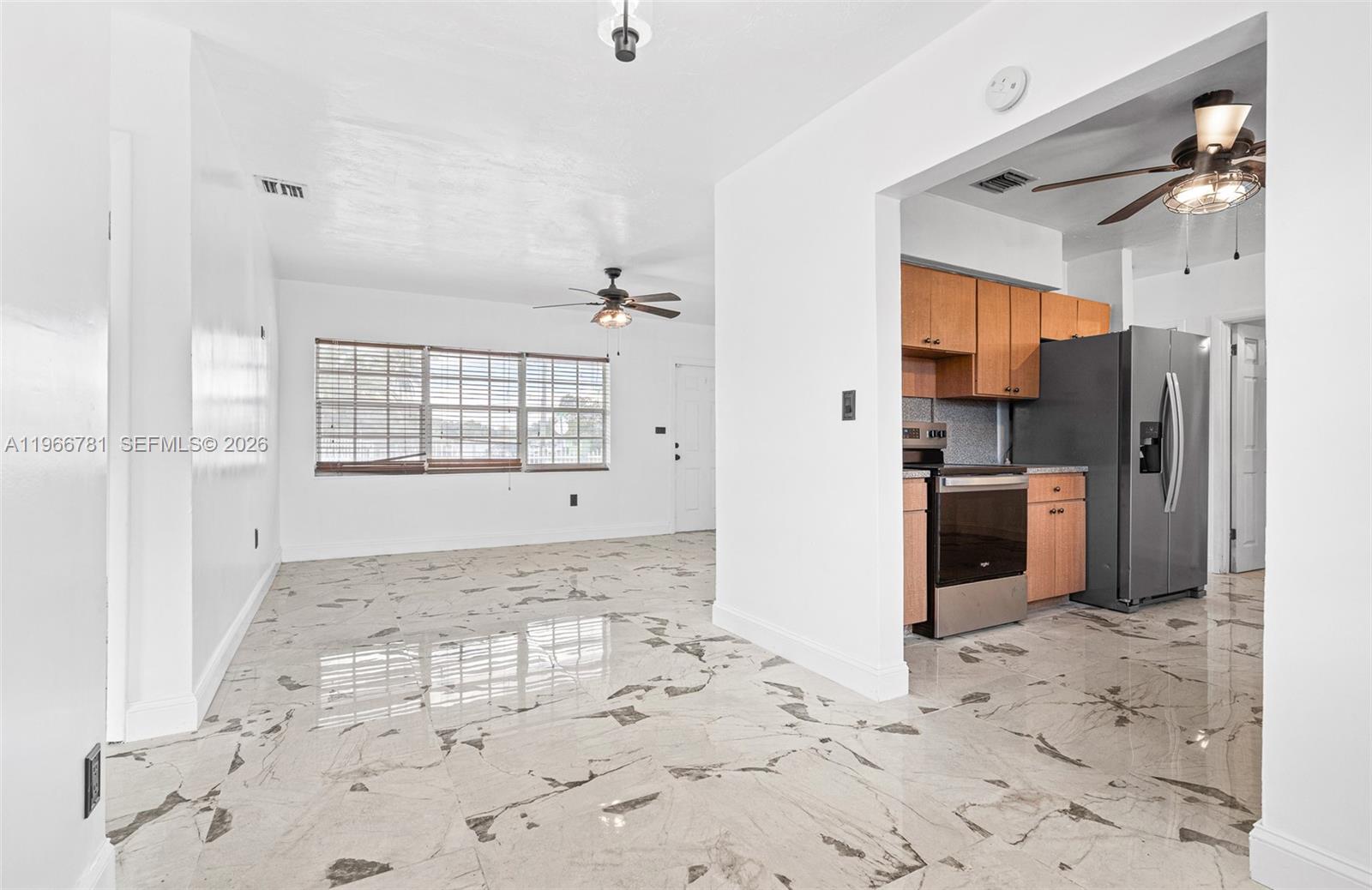 GOLDEN HIGHLANDS EST - Residential