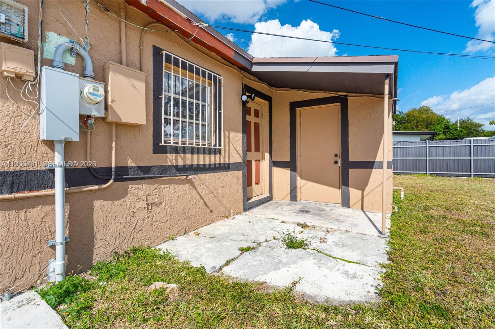 GOLDEN HIGHLANDS EST - Residential