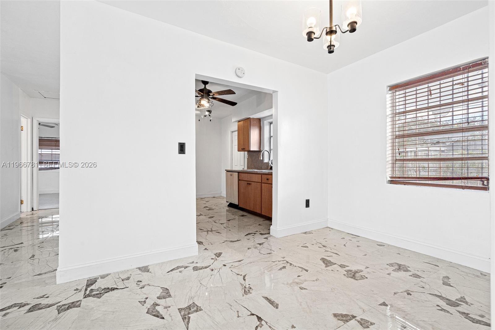 GOLDEN HIGHLANDS EST - Residential