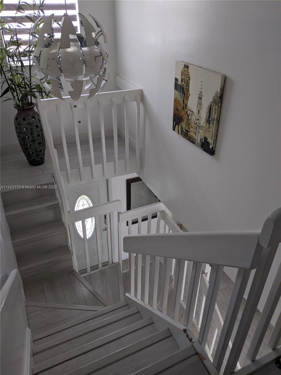 LAKES BY THE BAY SEC 5 - Residential