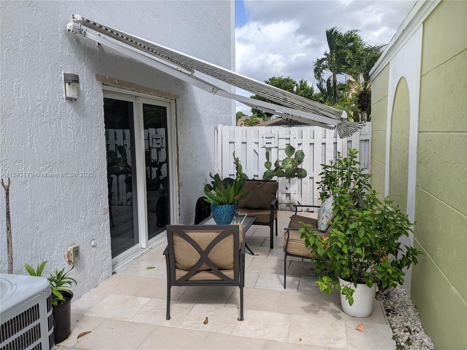 LAKES BY THE BAY SEC 5 - Residential