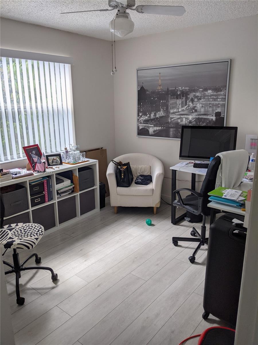 LAKES BY THE BAY SEC 5 - Residential