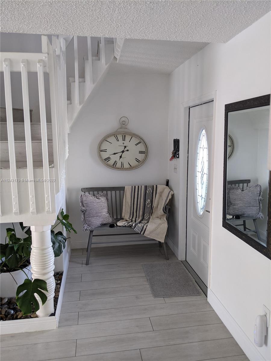 LAKES BY THE BAY SEC 5 - Residential