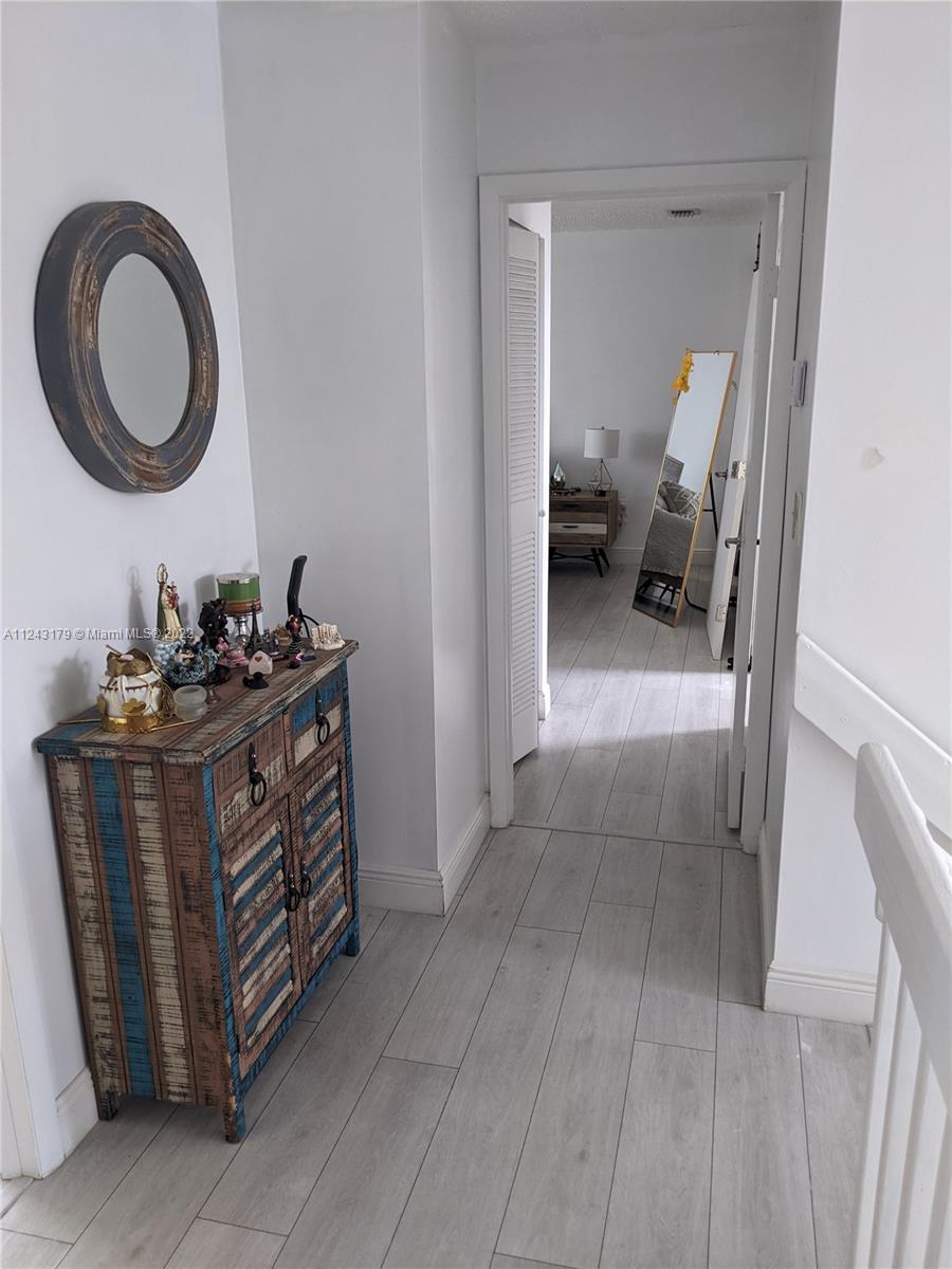 LAKES BY THE BAY SEC 5 - Residential