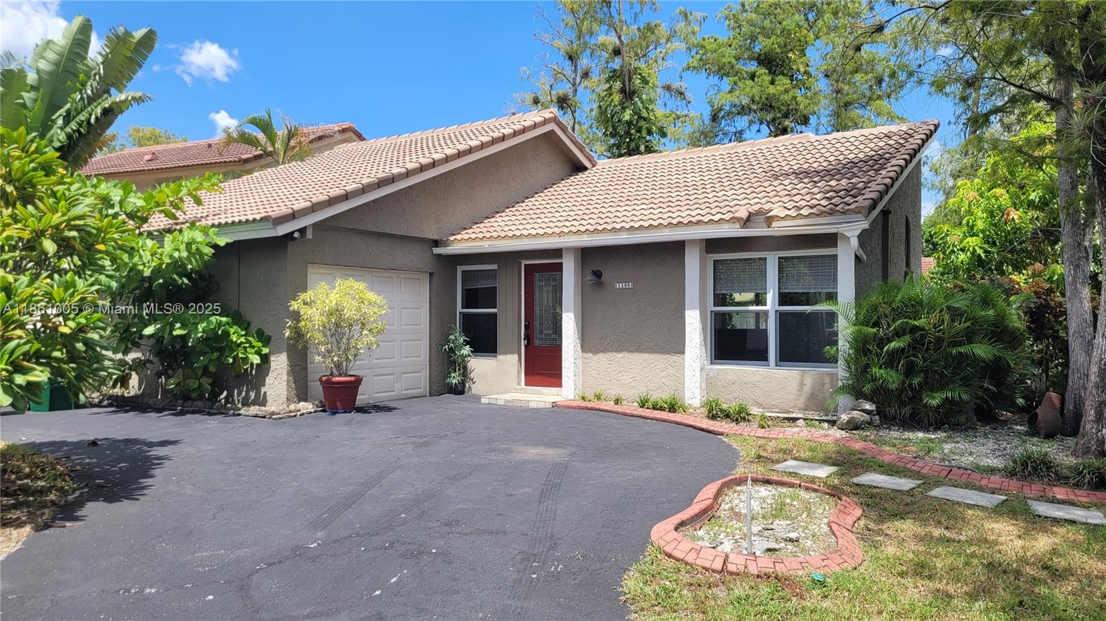 Captivate your senses at 1309 NW 89th Dr, Coral Springs. This 3-bed, 2-bath home offers 1137 sq ft of light-filled living. Open floor plan connects living, dining, and kitchen for easy living and entertaining. Spacious bedrooms, elegant baths, and a driveway for 2 cars complete this charming rental.
$75 application fee per adult $100 resident setup fee due at lease signing $12.95/month Resident Liability Insurance (unless proof of resident liability insurance if provided) $50 Resident Benefit Package including: Monthly Filters, $1M Identity Theft Protection, Credit Building, Utility concierge and pest control. Adults planning to move in must complete an application. At least 2.5 X monthly rent in local verifiable income.