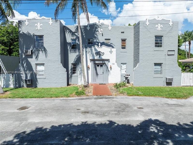 Oversized 12,400 SF lot, home and pool offers endless possibilities, bring your contractor and bring your vision — the opportunity is here! Set in the heart of beautiful Biscayne Park. Featuring an existing pool home (not currently livable), it’s ready for either a full renovation or complete new construction build. Offered AS IS with planning/ zoning approved Plans or without (Available Upon Request): 3,000+ SF luxury residence, 4 bedrooms + den. Expansive outdoor living areas, Grand primary suite with direct pool deck access, Chef’s kitchen + outdoor summer kitchen,Formal living and dining spaces, Room for basketball/pickleball court, garage, or pool house. Prime Location: 5 minutes to Miami Country Day School, local parks & restaurants, Aventura, Bal Harbour Shops, Miami Beach.